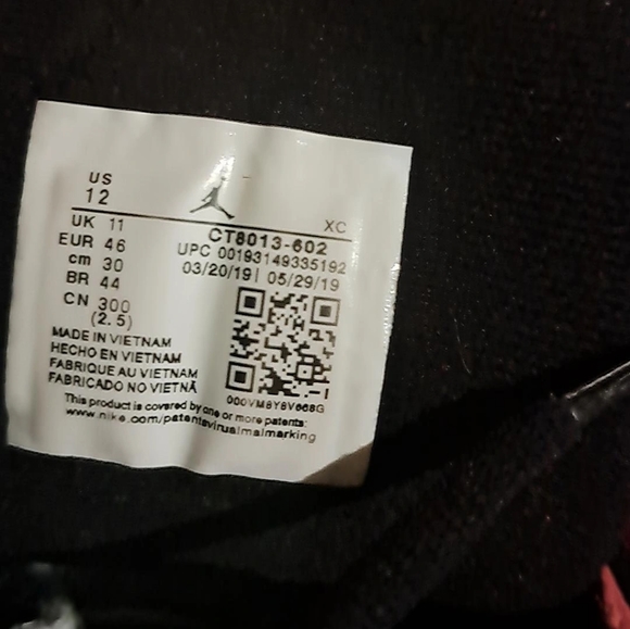 Jordan 12s Reverse Flu Game - Picture 5 of 6